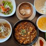 辣麻婆豆腐とシビ辛汁なし坦々麺セット(Chinese Dining 謝謝)