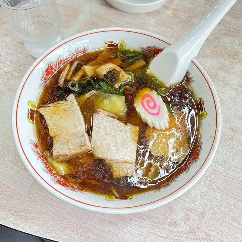 ワンタン麺　並(さいとうラーメン店 )