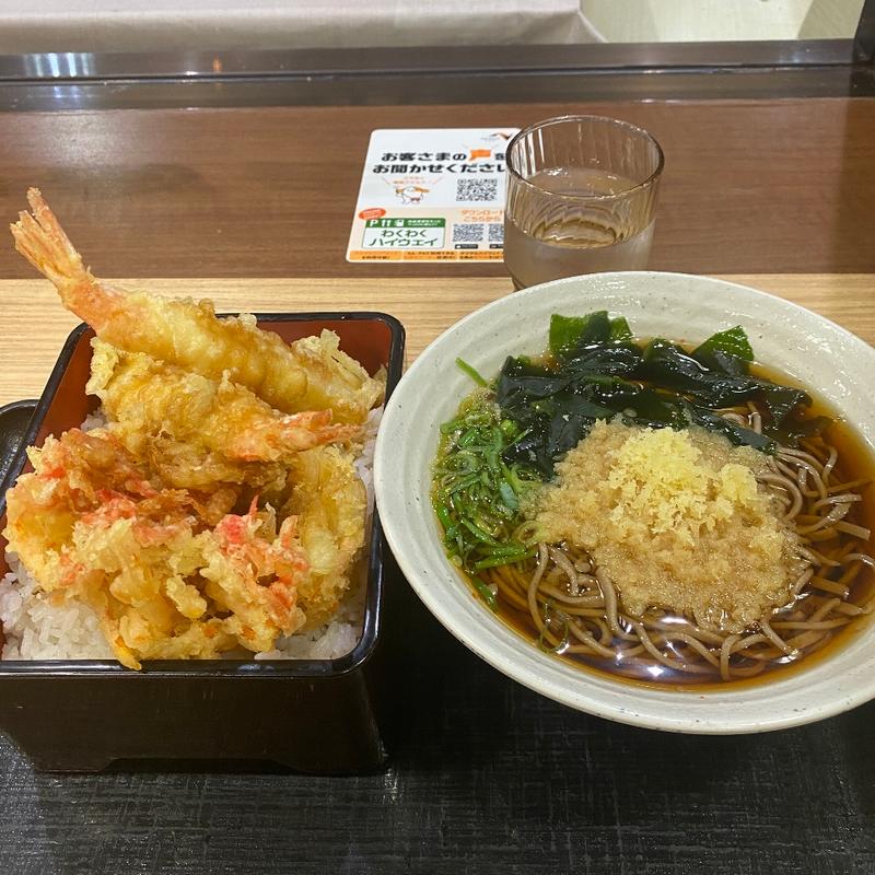 天重とかけ蕎麦のセット(そば処 吉野家 屏風山ＰＡ上り店 )