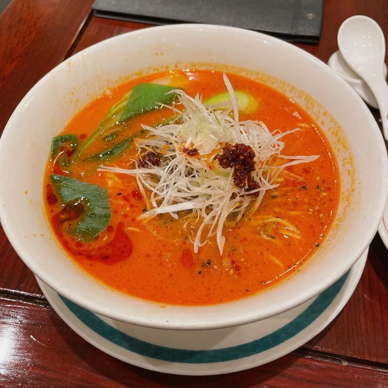 坦々麺(中国郷菜館 大陸風（タァルゥフォン）)