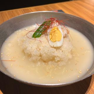 牛骨冷麺(焼き肉家　益市 堺町錦店 )