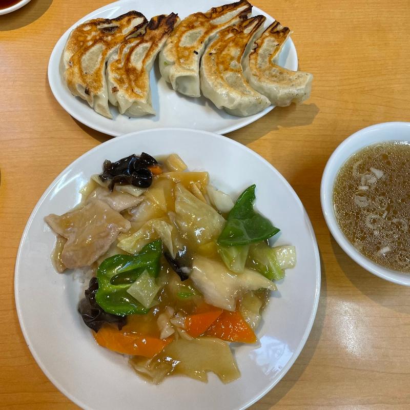 餃子と中華飯(中華 珍満)