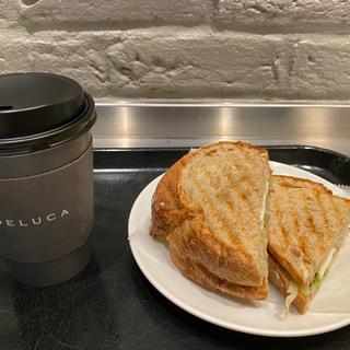 (DEAN & DELUCA カフェ 六本木)