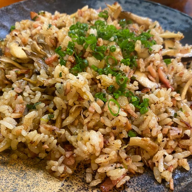 (洋膳酒房・ひげ)