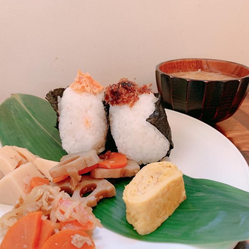 (トウキョウ ケンキョ （TOKYO Kenkyo）)