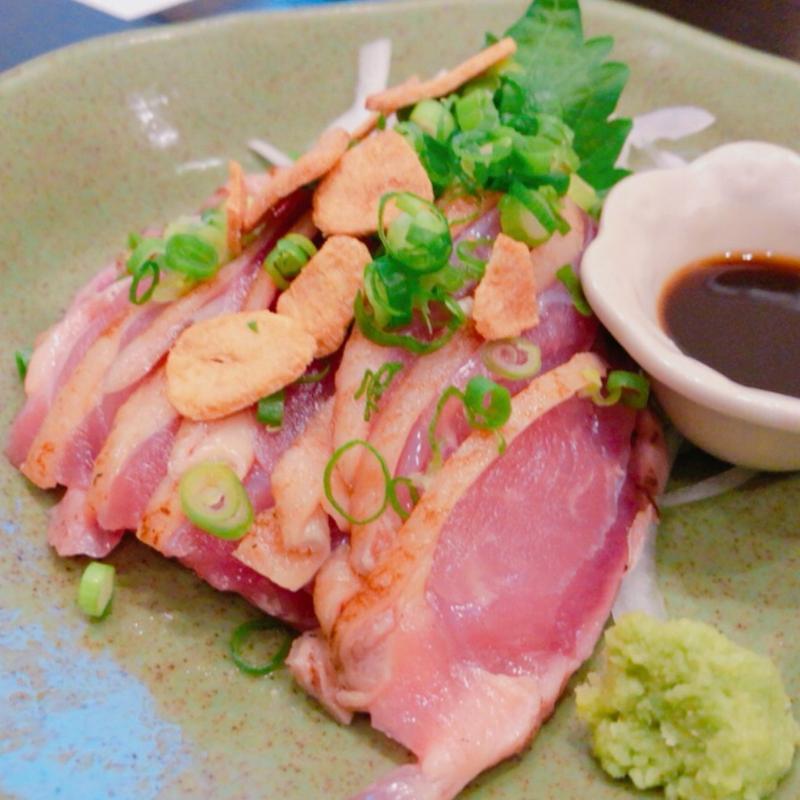 鶏のたたき(串焼き居酒屋 厚狭川 （あさかわ）)