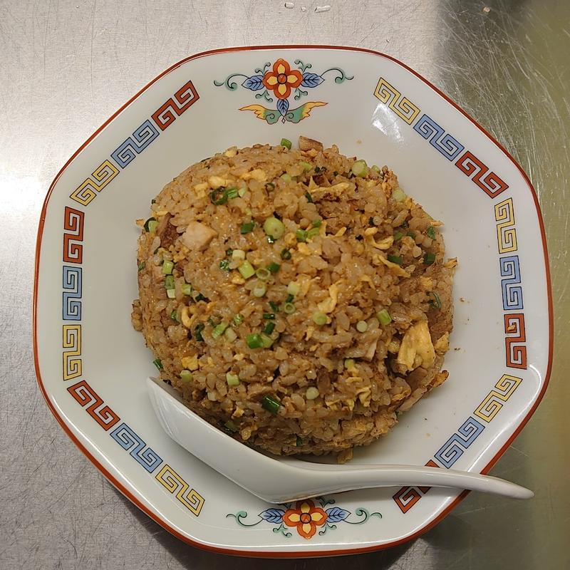 300g黒焼きめし(町中華 へそ SL広場前店)