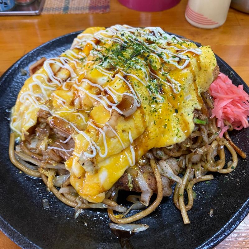 半熟オム焼きそば(焼きそば専門 あづま商店)