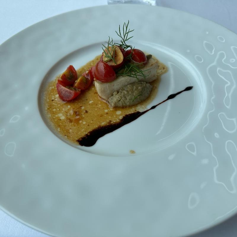 国産カジキマグロのムニエル(ジャルダン ポール・ボキューズ )