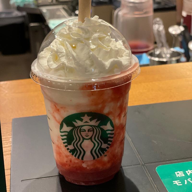 ストロベリーフラペチーノ(スターバックス コーヒー 町田金森店)
