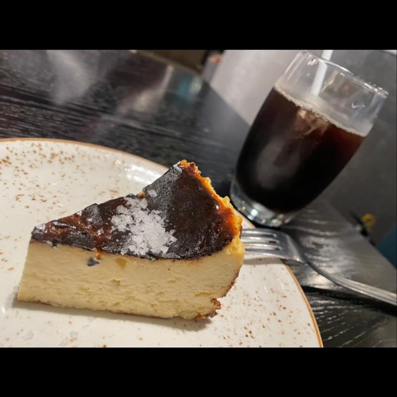 ベイクドチーズケーキ(テラスカフェＴＵＦＦE大丸心斎橋)