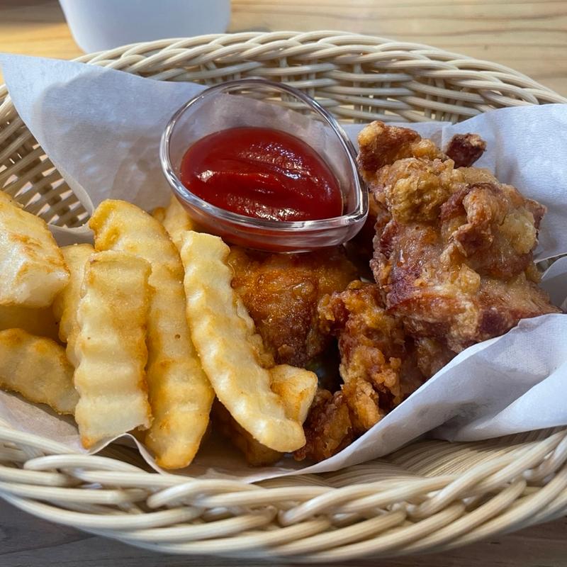 フライドチキン(喫茶店ピノキオ 足立佐野店)