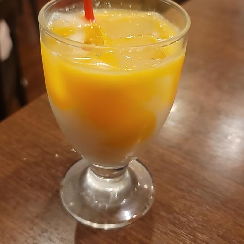 マンゴーラッシー(ターリー屋)