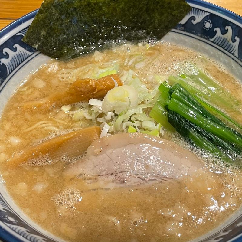 熟成豚骨しょうゆ(龍神麺 )