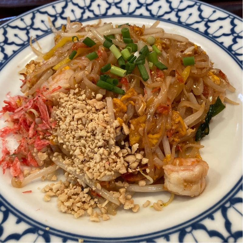 タイ風焼きそば パッタイ(タイ料理クルンテープ2)