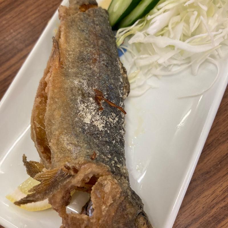 にじますの唐揚げ(泉流庭 )