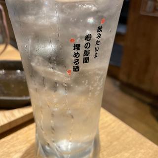 芋ソーダ(モツビストロ天神ホルモン KITTE博多店)