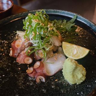 活タコぶつ胡麻油 塩(串揚げとおでん　コムロテツヤ)