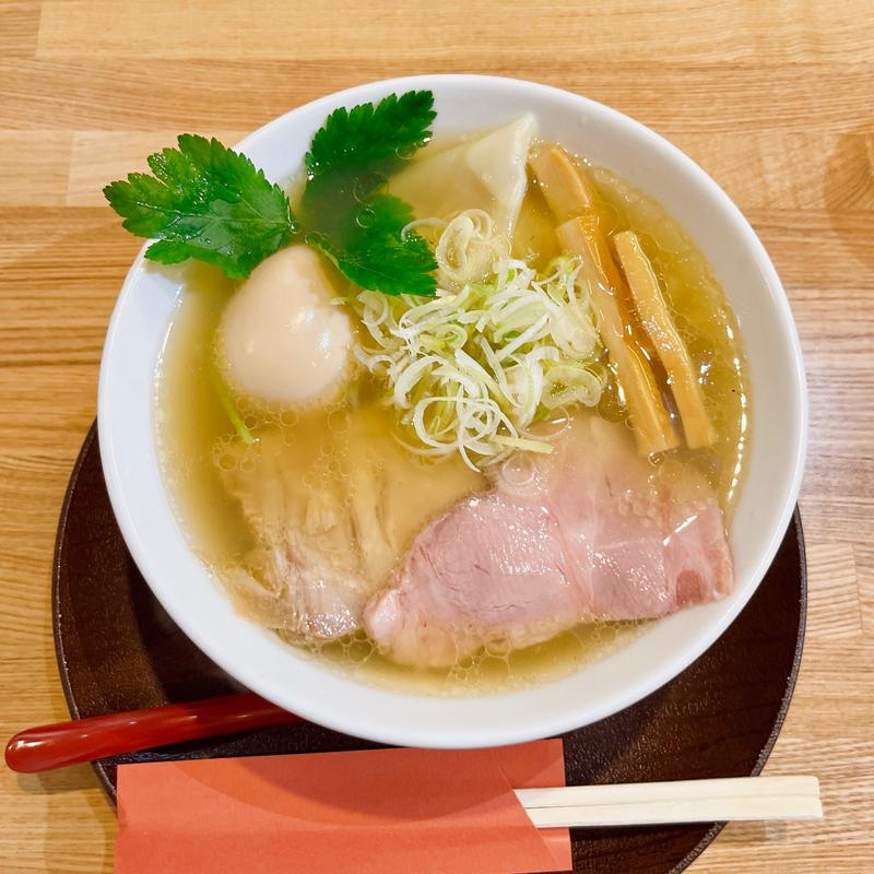 味玉しなそば(手打ち正麺hachimitsu)