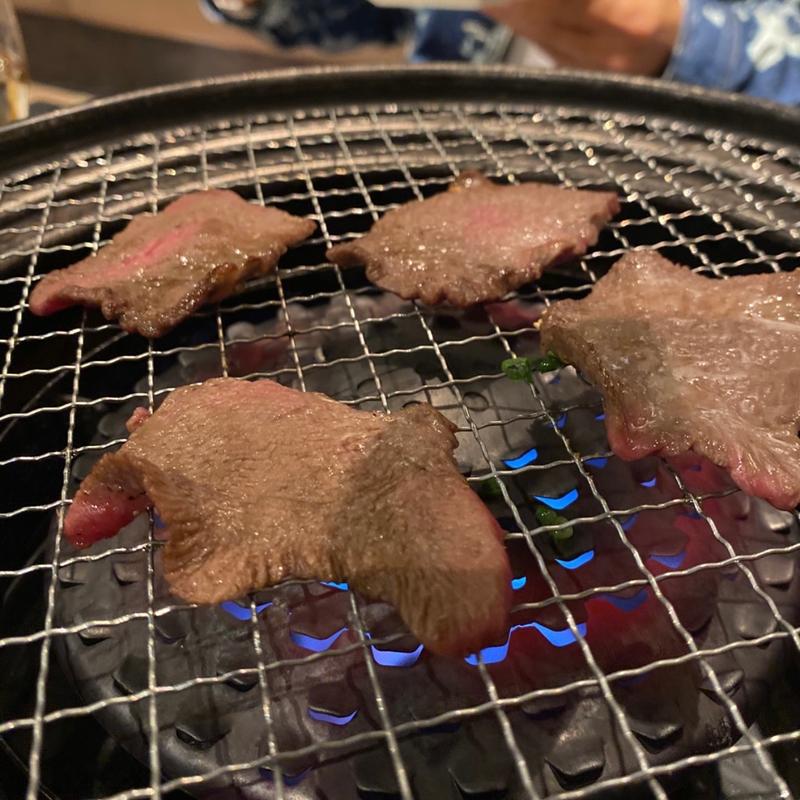 牛タン(千種焼肉 飛騨牛の奴隷)