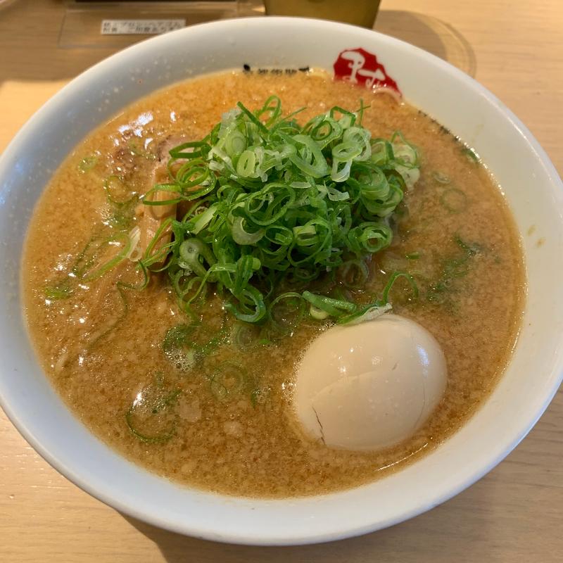 ラーメン(京都銀閣寺ますたにラーメン 日本橋本店)