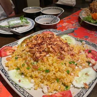 焼き飯(Cay Cau)