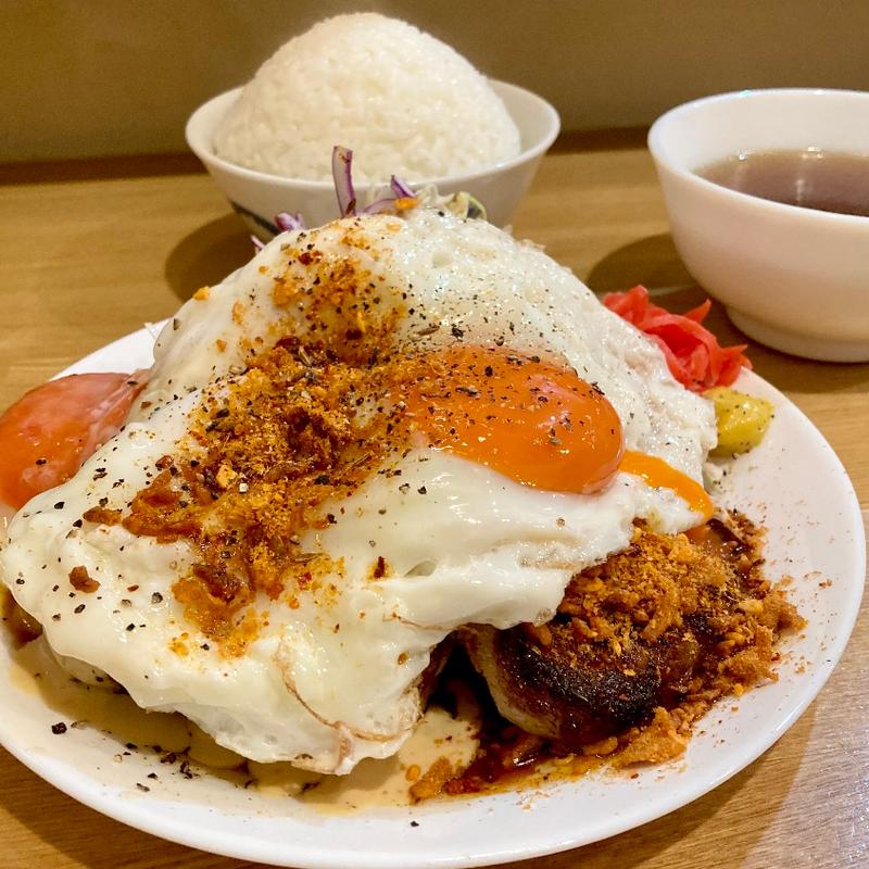 チャーシューエッグ定食(ミートくんの間借り食堂)