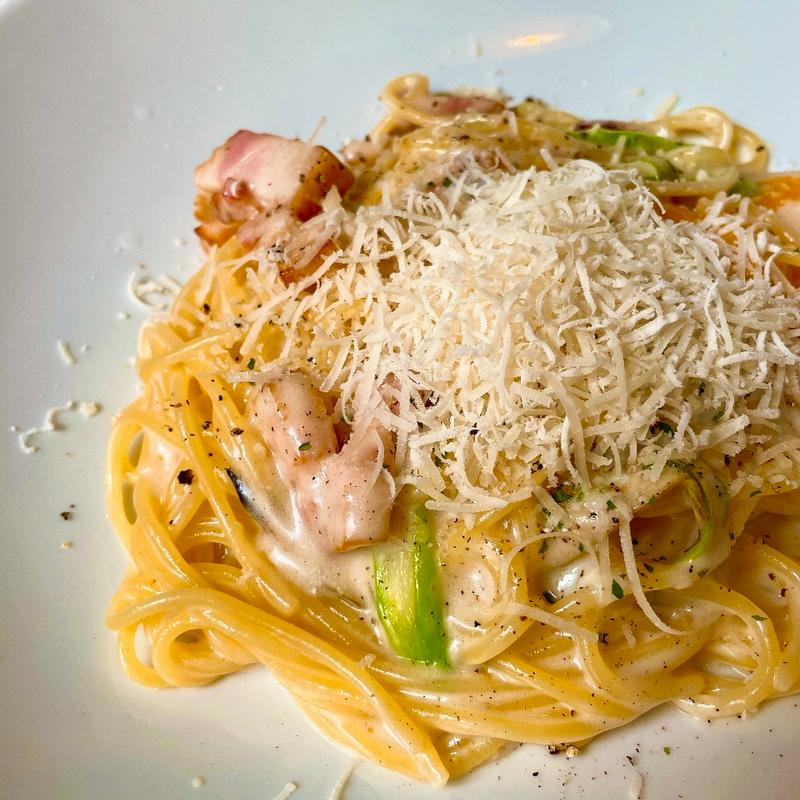 ふわとろ半熟卵のクリーミーカルボナーラ(Molto Buono(モルトボーノ) 広陵真美ケ丘店)