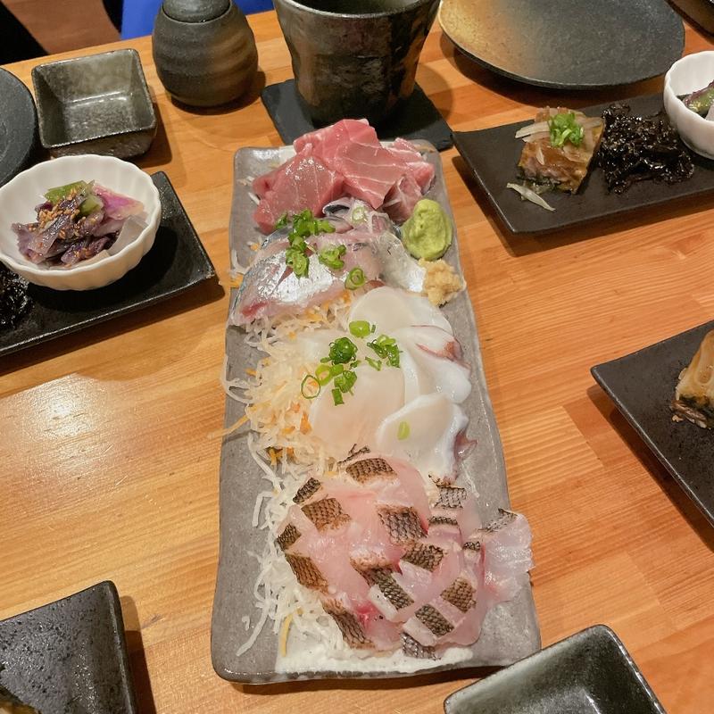 刺身盛り合わせ(御食事処 濱松屋)