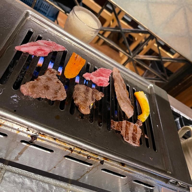 (肉屋の台所 新宿ミート )