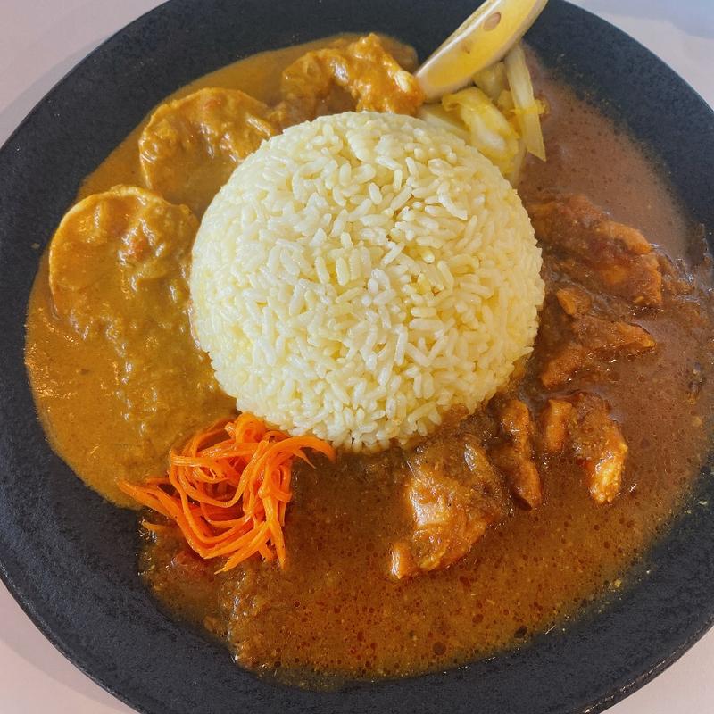 ダブル（チキン、ココナッツシュリンプ）(サムカリー)