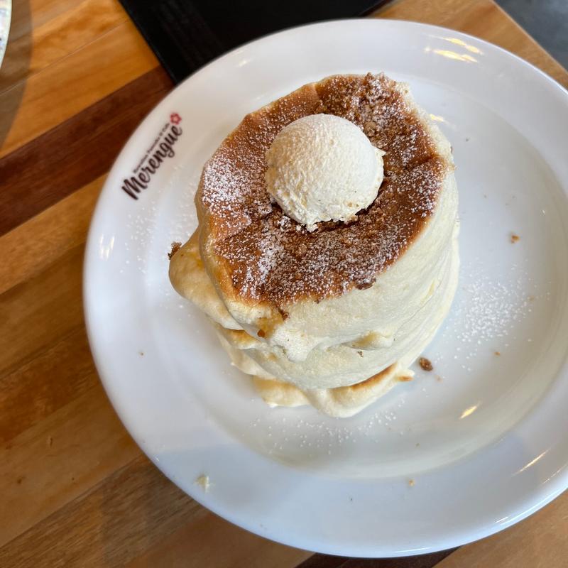 ホイップパンケーキ(メレンゲ岸根公園店)