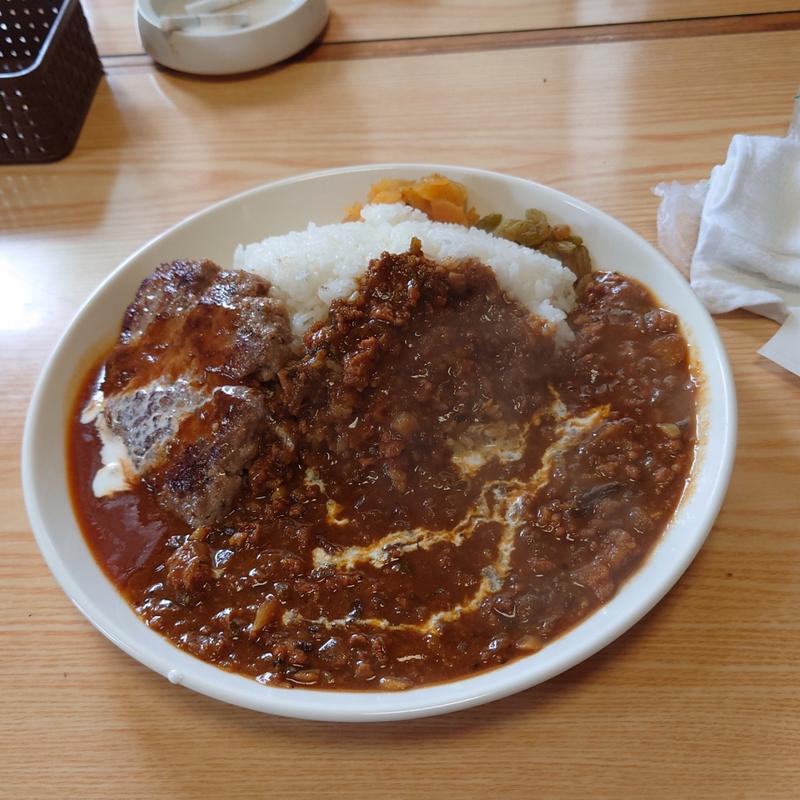 ハンバーグとカレー(いな穂のかなぶん亭 )