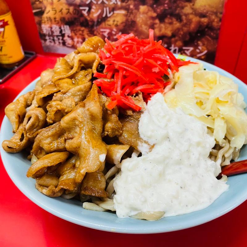 すごい冷やし中華＋豚バラ増し＋紅生姜(立川マシマシ 古河125号店)