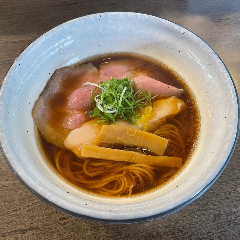 鰹だしの中華そば(らーめん 楓)