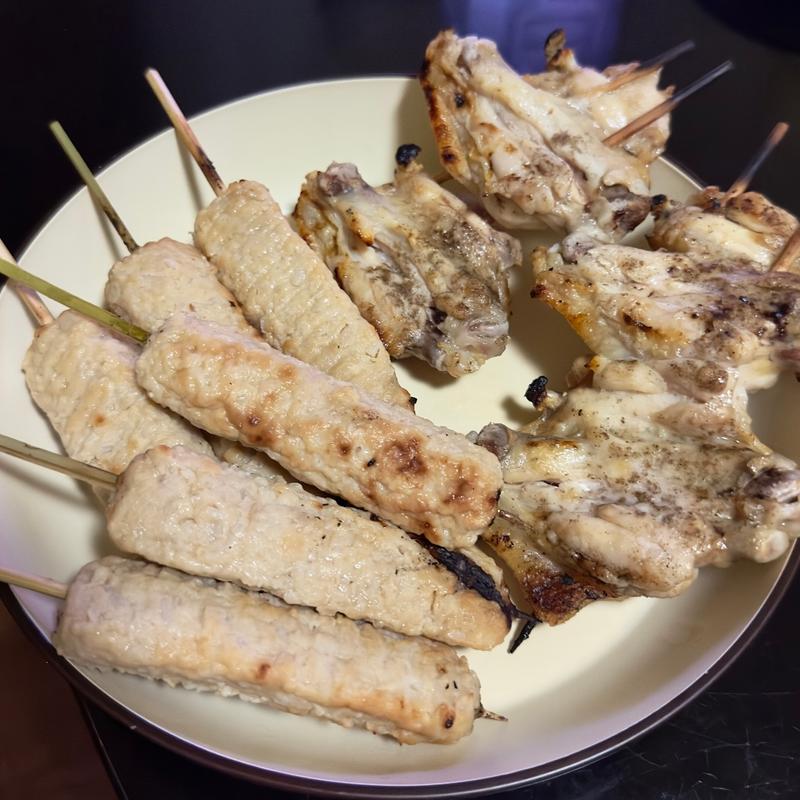 焼き鳥(なんこつくね塩焼、手羽塩焼)(CSC鮒忠 京島店 （シーエスシーフナチュウ）)