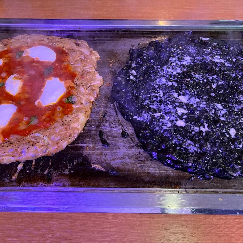 イカスミもんじゃ(お好み焼き・もんじゃ焼きうさぎ )