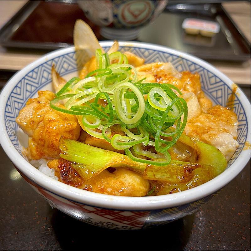焦がしねぎ焼き鳥丼(吉野家 仙台河原町店 )