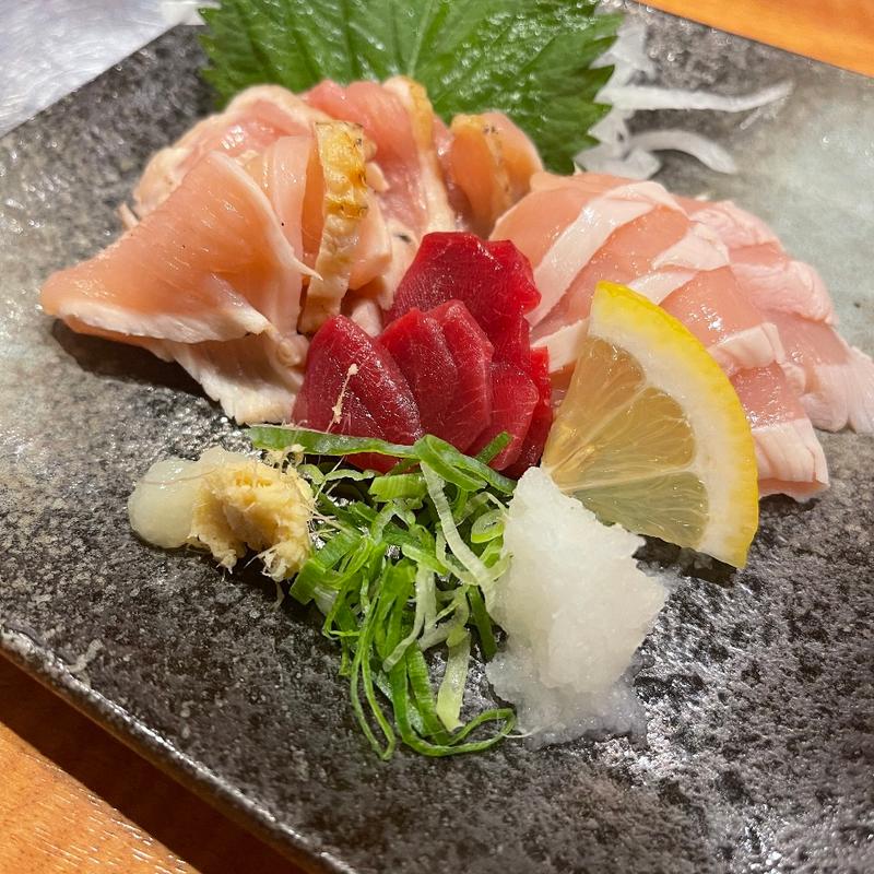 鶏刺身盛り合わせ(やんべ)