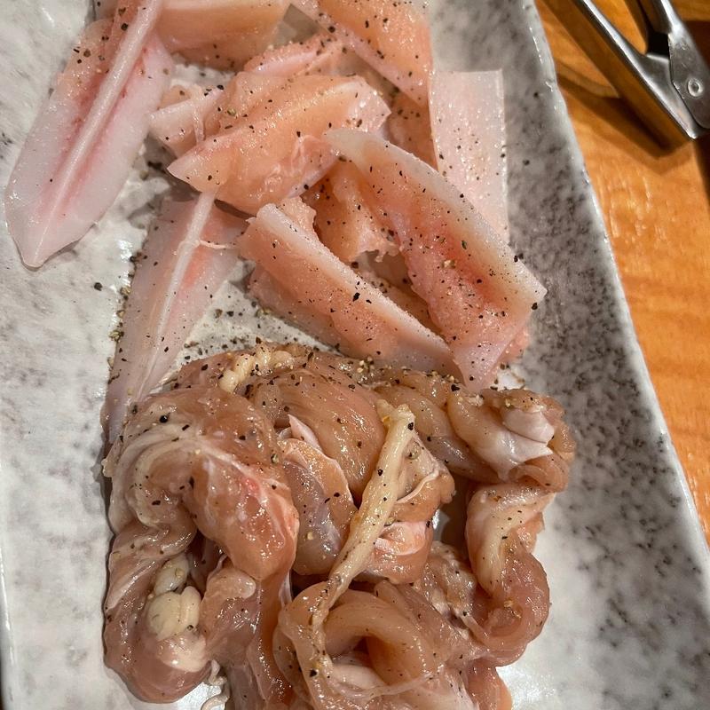 ヤゲン軟骨＋せせり(やんべ)