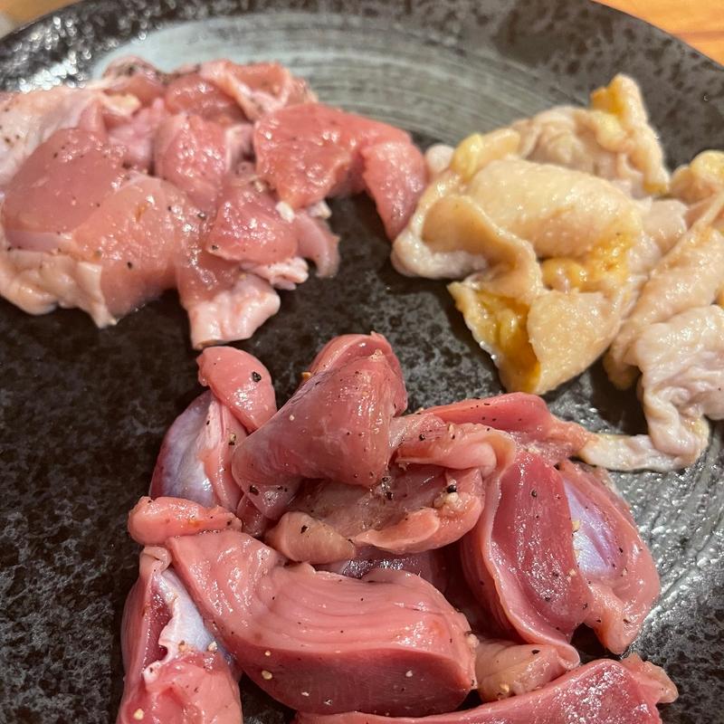 ずり＋皮＋もも(やんべ)