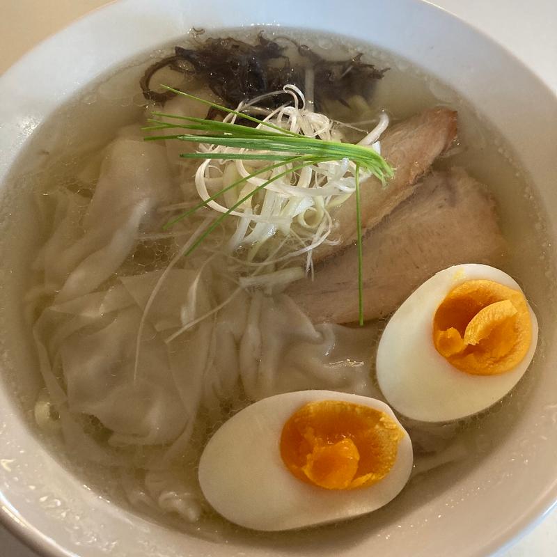 塩ワンタンメン➕煮卵(満喜)