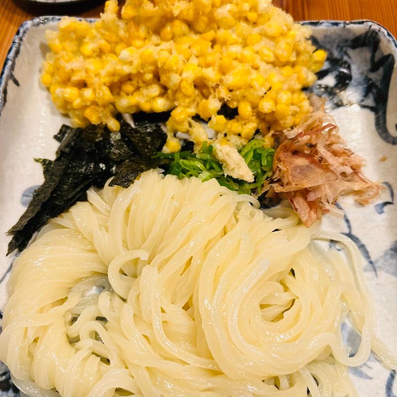 とうもろこしかき揚げぶっかけ(萬田次郎)