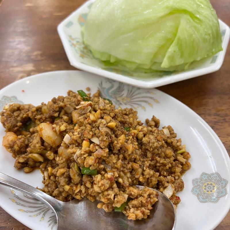 旨辛のレタス包み(金春本館 （コンパル）)