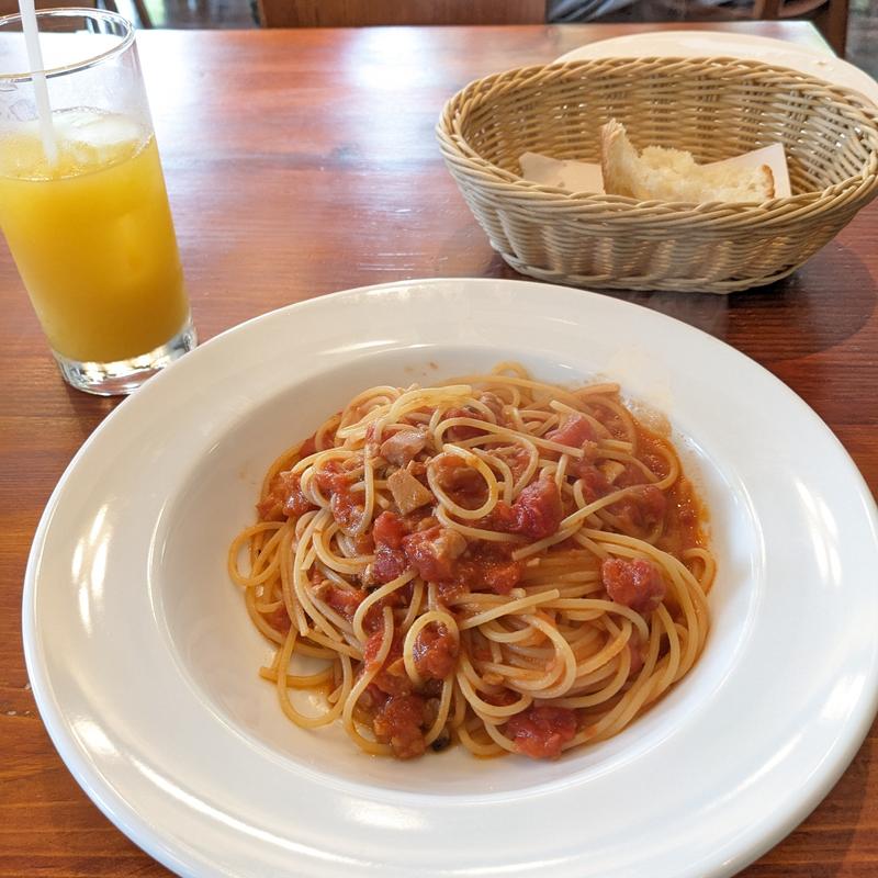 魚介のトマトソースパスタ(ポンテ チェントロ 佃店)