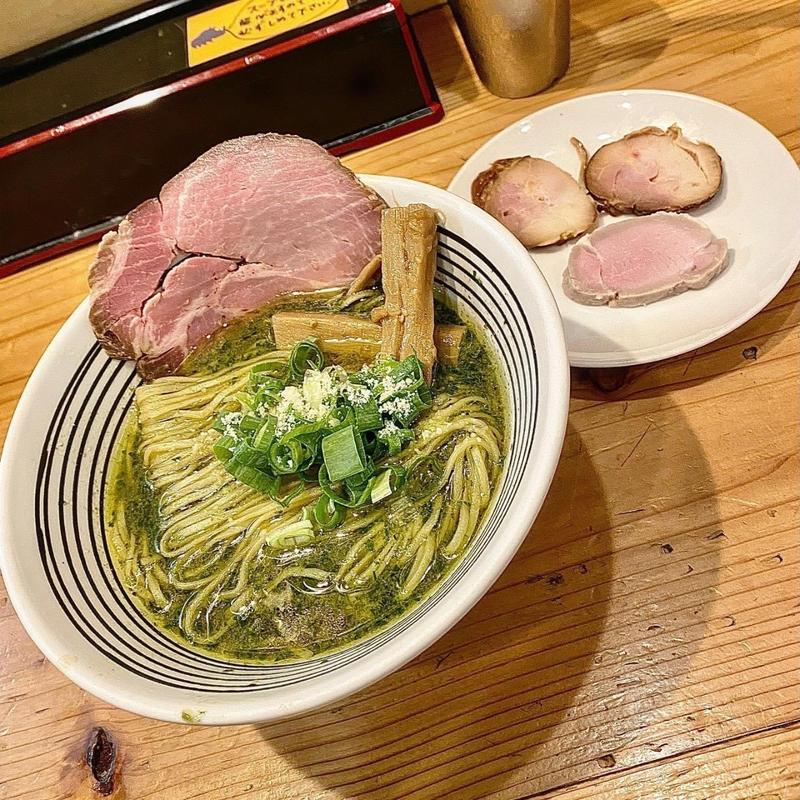 バジルニ犀(極麺 青二犀 （ゴクメン アオニサイ）)