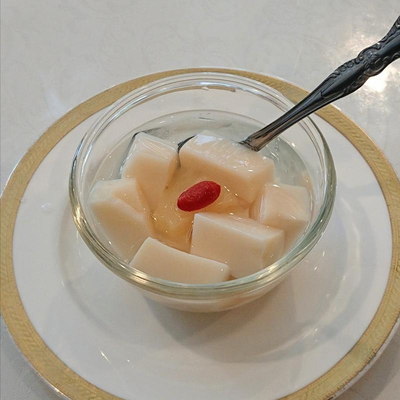 杏仁豆腐(個室名物炒飯 翡翠楼(ヒスイロウ)本店 横浜中華街)