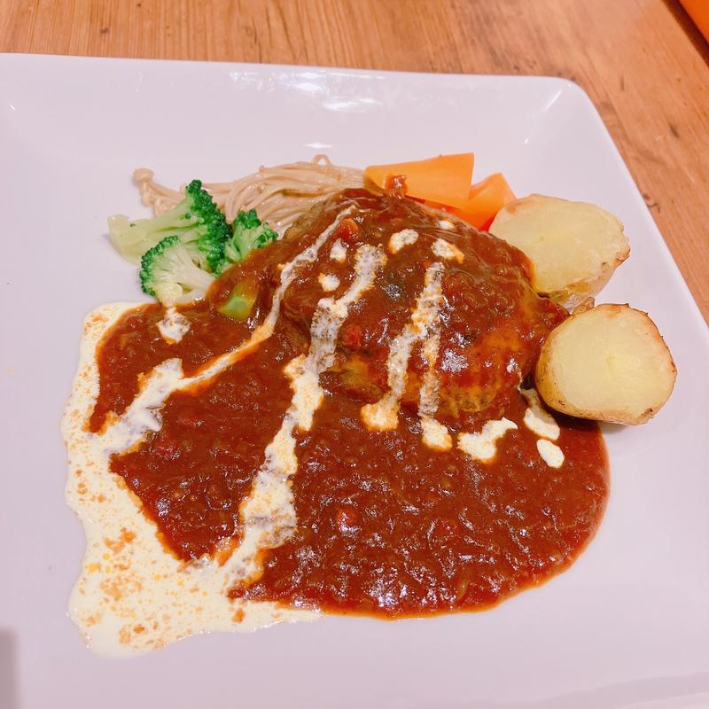 デミグラスハンバーグ(CAFE CINNAMON)