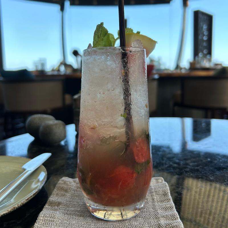 Strawberry Mojito(The Beach Grill)