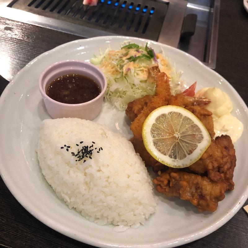 若鶏ザンギ&エビフライプレート(シルクロード )